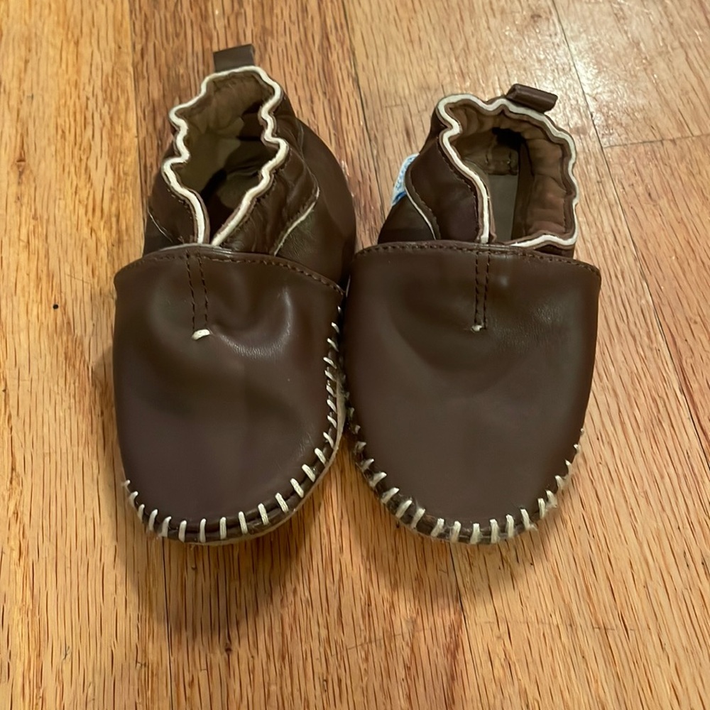 Toddler boy size 12-18 months soft mocasins